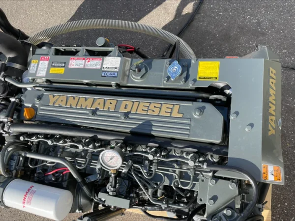 YANMAR 6LY2A-STP 440HP 3300RPM Bobtail - Image 8