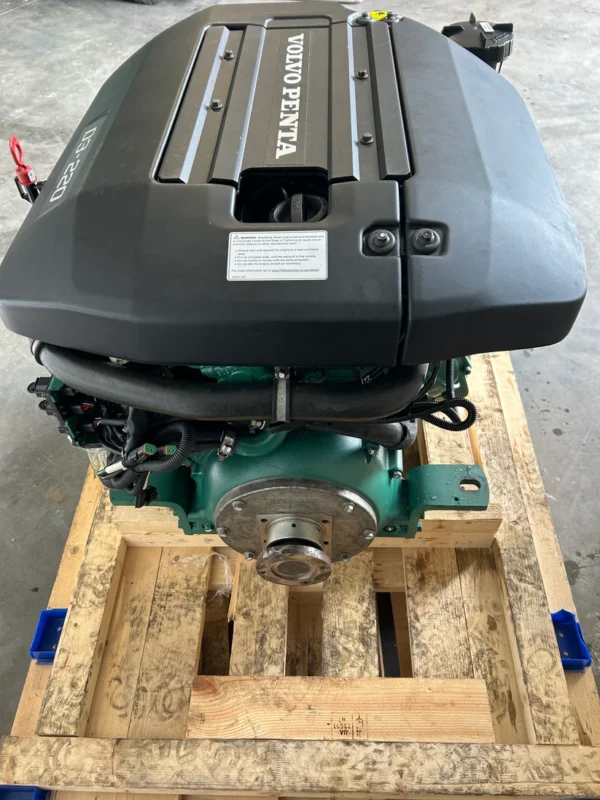 Volvo Penta D3-220 nline five-cylinder marine turbo-diesel Engine - Image 9
