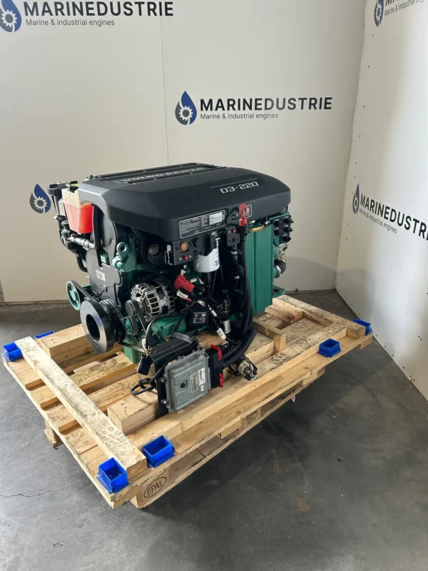 Volvo Penta D3-220 nline five-cylinder marine turbo-diesel Engine