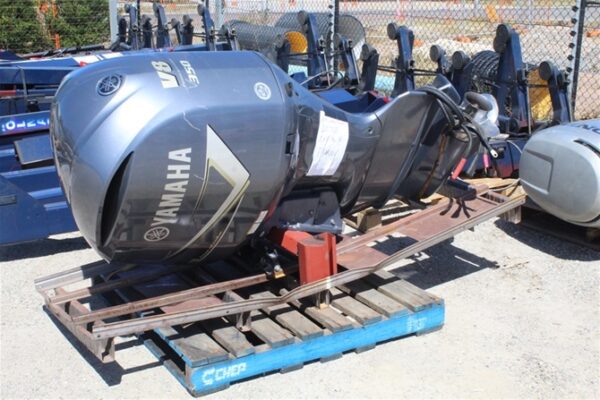 Slightly Used Yamaha F350A 4-Stroke Outboard Motor