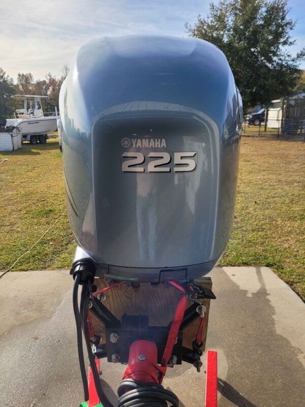 Slightly Used Yamaha 225HP four Stroke Outboard Motor